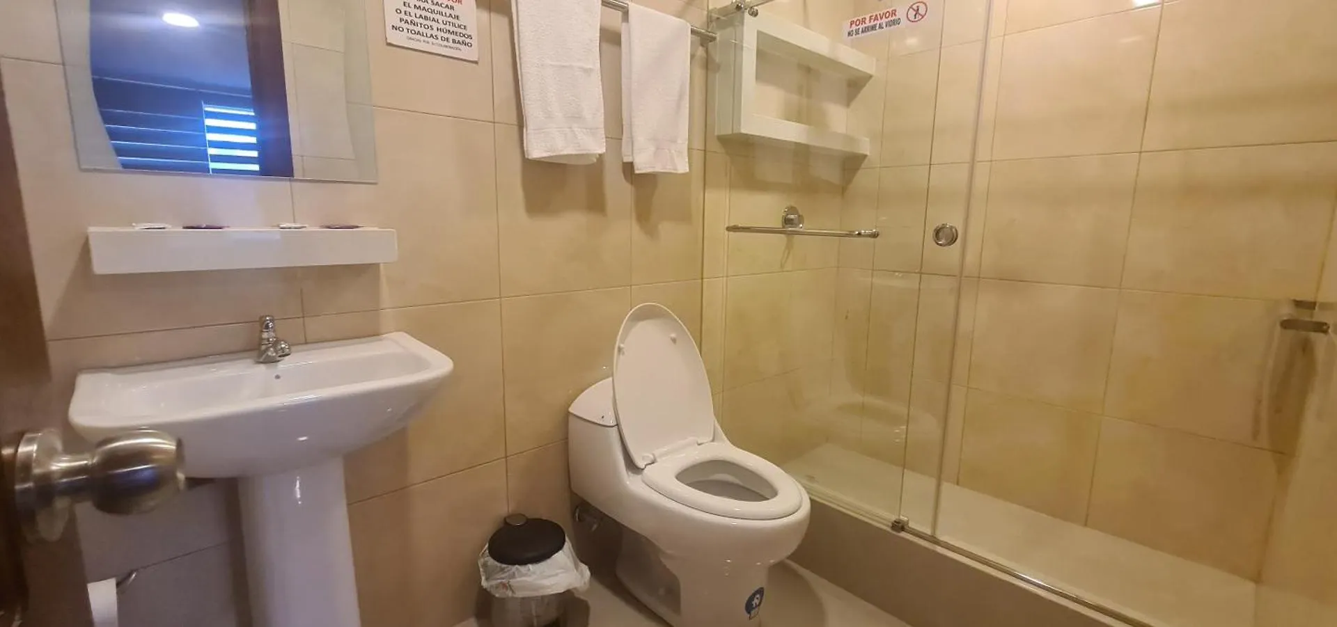 Hotel Hostal California By Chat Noir Cuenca