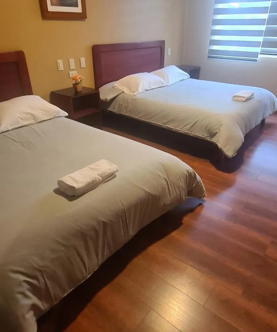 ** Hotel Hostal California By Chat Noir Cuenca Ecuador