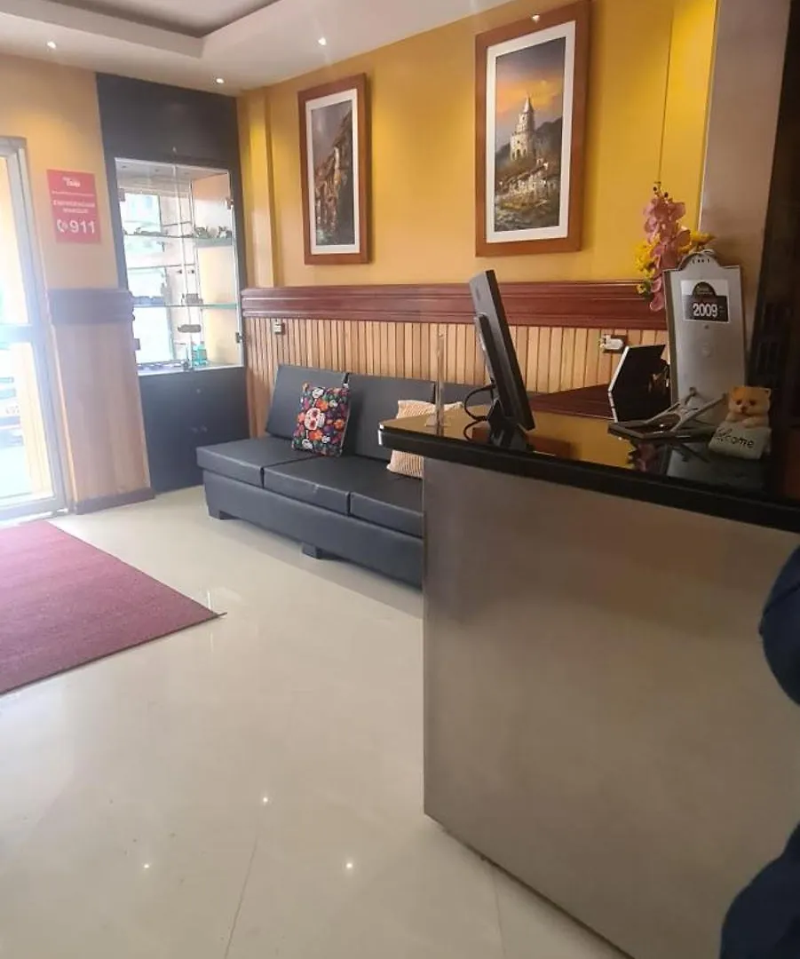 Hostal California By Chat Noir Cuenca 2*,  Ecuador
