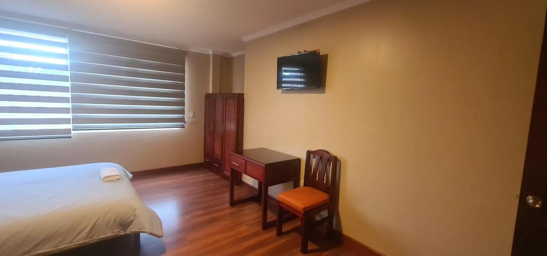 Hotel Hostal California By Chat Noir Cuenca